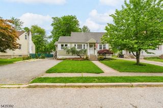 3 Roy Ave, Bloomingdale Boro, NJ 07403