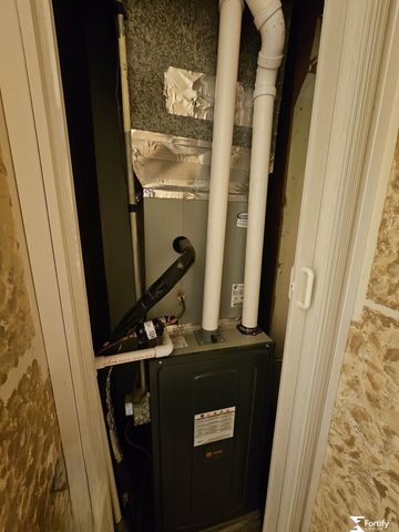 1017 K Street, Geneva, NE 68361