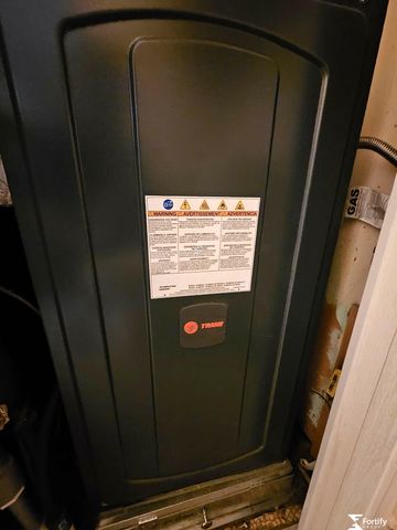 1017 K Street, Geneva, NE 68361