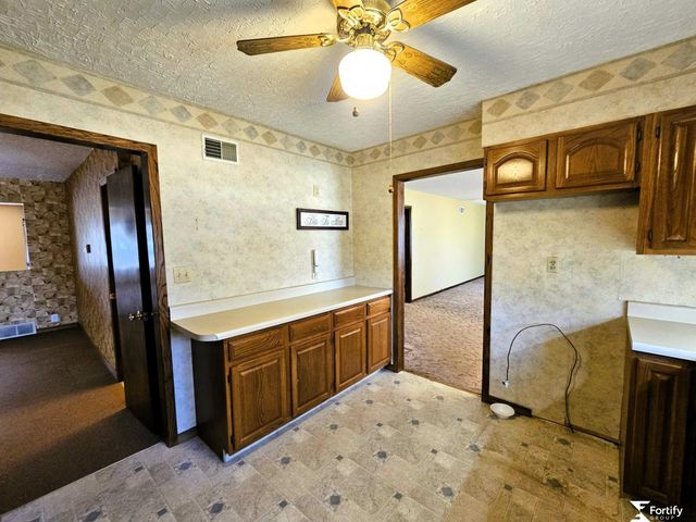 1017 K Street, Geneva, NE 68361