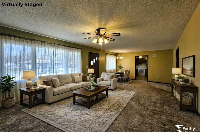 1017 K Street, Geneva, NE 68361