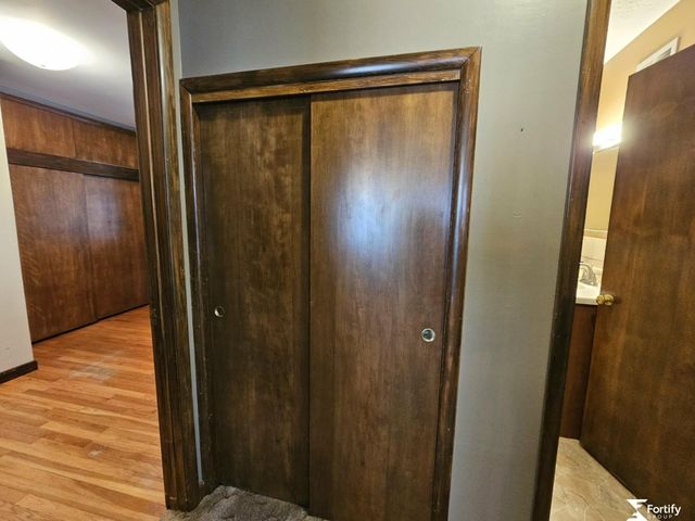 1017 K Street, Geneva, NE 68361