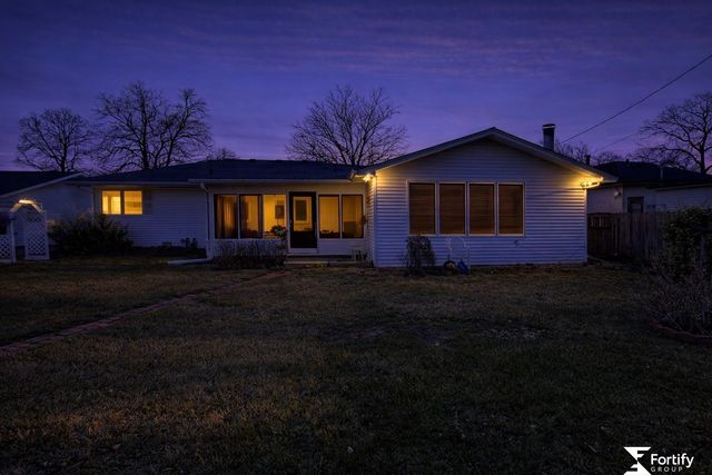 1017 K Street, Geneva, NE 68361