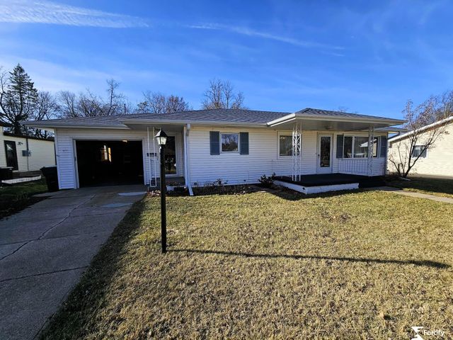 1017 K Street, Geneva, NE 68361