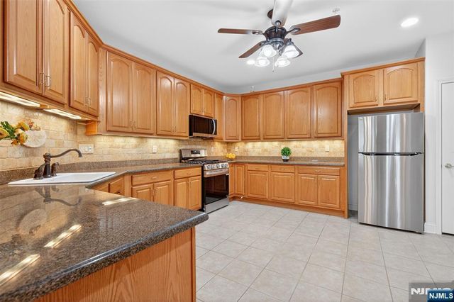 9210 Ravenscroft Road 627, Clifton, NJ 07013