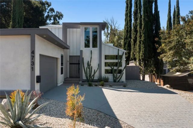 4731 Topanga Canyon Boulevard, Woodland Hills, CA 91364