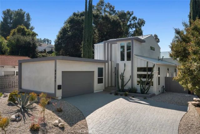4731 Topanga Canyon Boulevard, Woodland Hills, CA 91364