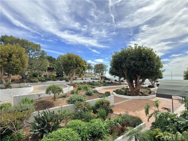 17350 W Sunset, Pacific Palisades, CA 90272