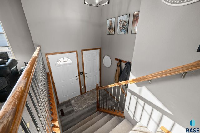 4600 S Grinnell Ave Avenue, Sioux Falls, SD 57106