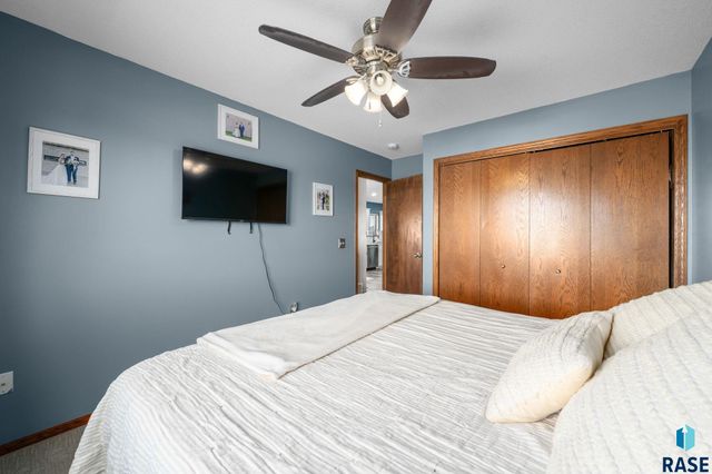 4600 S Grinnell Ave Avenue, Sioux Falls, SD 57106