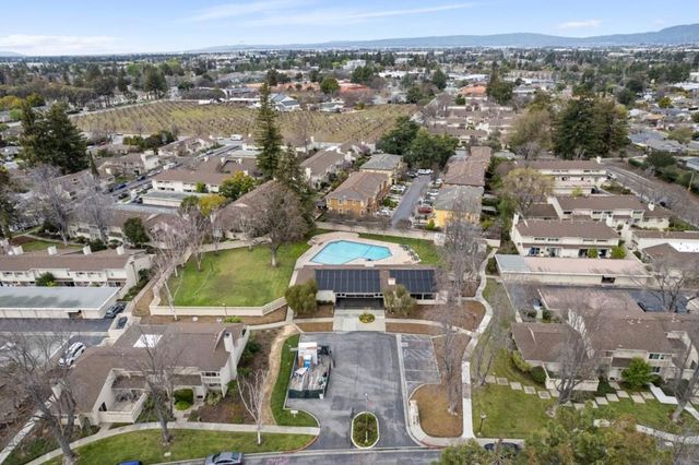 1271 Crescent Terrace, Sunnyvale, CA 94087