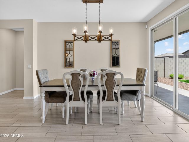 17381 W RUNNING DEER Trail, Surprise, AZ 85387