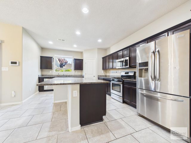 8716 Warm Wind Place NW, Albuquerque, NM 87120
