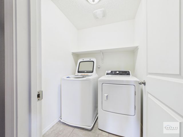 8716 Warm Wind Place NW, Albuquerque, NM 87120