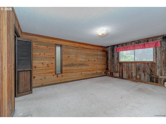 43232 Se KLEINSMITH Rd, Sandy, OR 97055