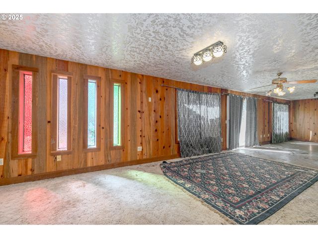 43232 Se KLEINSMITH Rd, Sandy, OR 97055