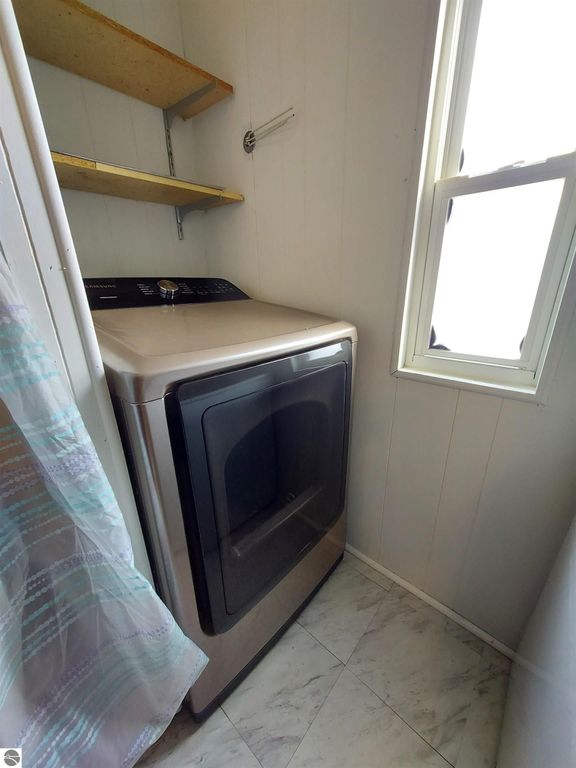 Image 18 of property listing at 860 Manor Lane, Traverse City, MI 49686