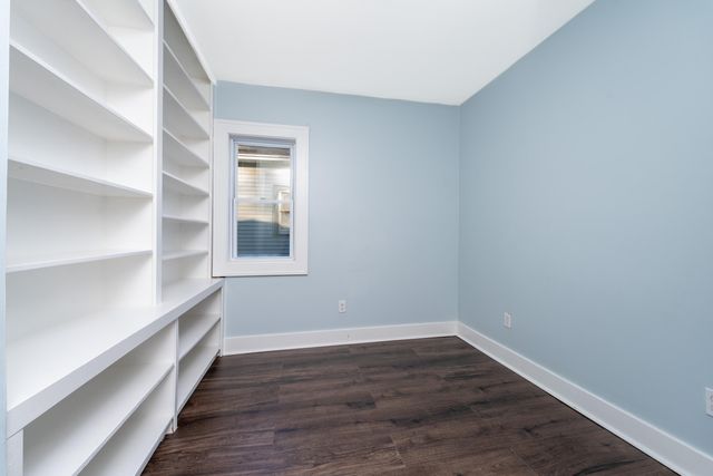 156 Abbie Street Se, City Of Wyoming, MI 49548