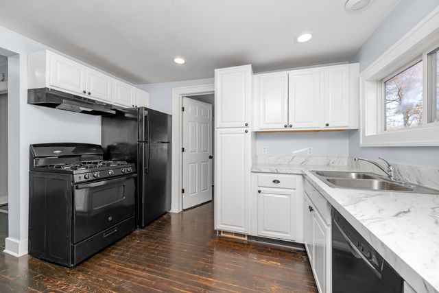 156 Abbie Street Se, City Of Wyoming, MI 49548