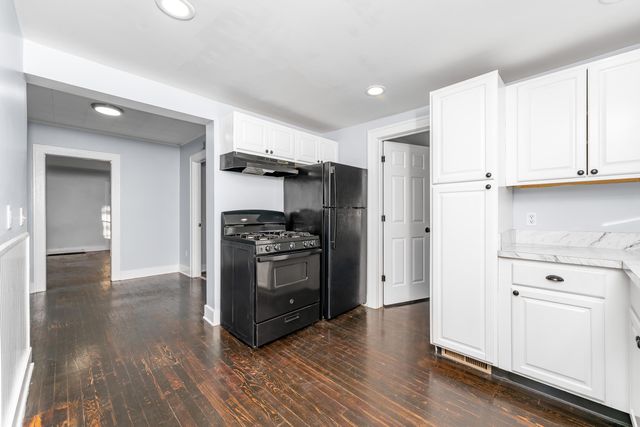 156 Abbie Street Se, City Of Wyoming, MI 49548