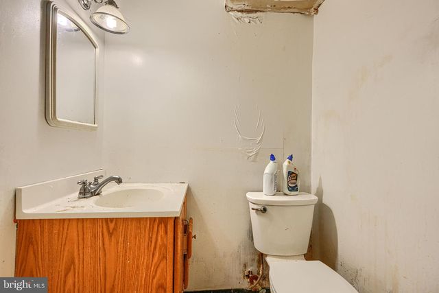 6908 DRYLOG ST, Capitol Heights, MD 20743