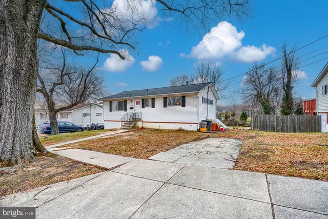 6908 DRYLOG ST, Capitol Heights, MD 20743