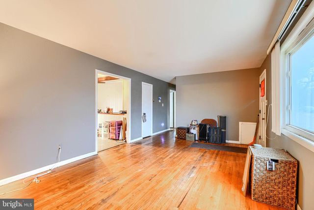 6908 DRYLOG ST, Capitol Heights, MD 20743