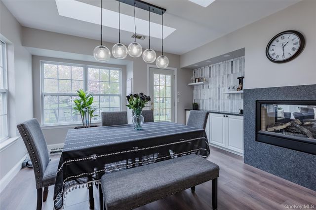 6 Julia Circle 6, Middle Island, NY 11953