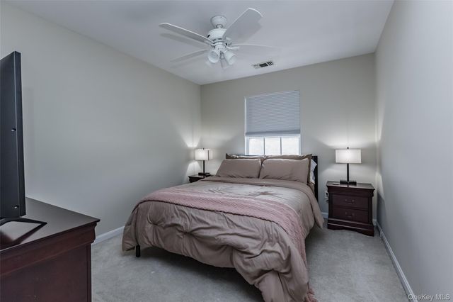 6 Julia Circle 6, Middle Island, NY 11953