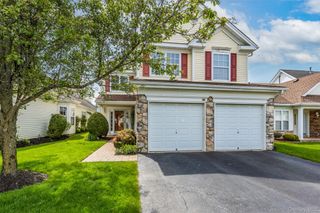 6 Julia Circle 6, Middle Island, NY 11953