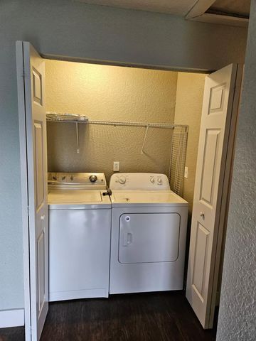 6881 NW 14TH AVENUE, Ocala, FL 34475