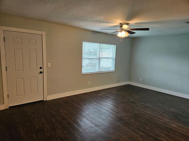 6881 NW 14TH AVENUE, Ocala, FL 34475