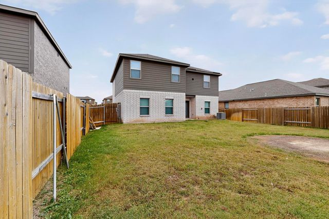 305 Honeysuckle Lane, Princeton, TX 75407