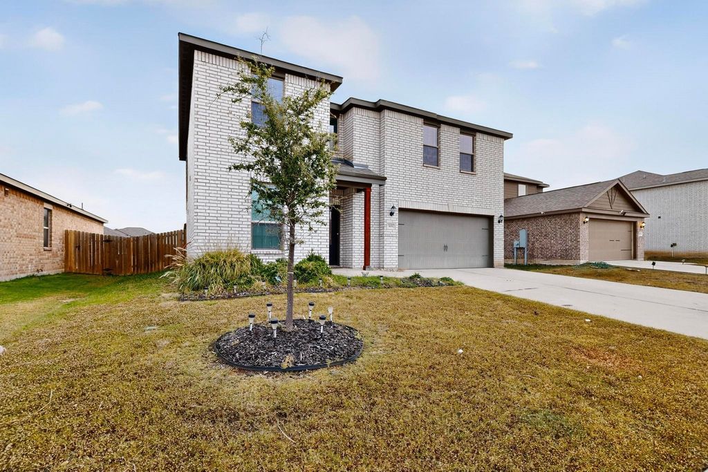 305 Honeysuckle Lane, Princeton, TX 75407