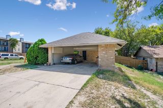 1407 Avebury CIR B, Austin, TX 78753