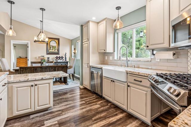 2816 Pioneer Way, Jamul, CA 91935