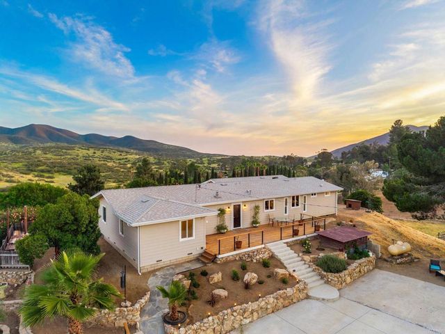 2816 Pioneer Way, Jamul, CA 91935