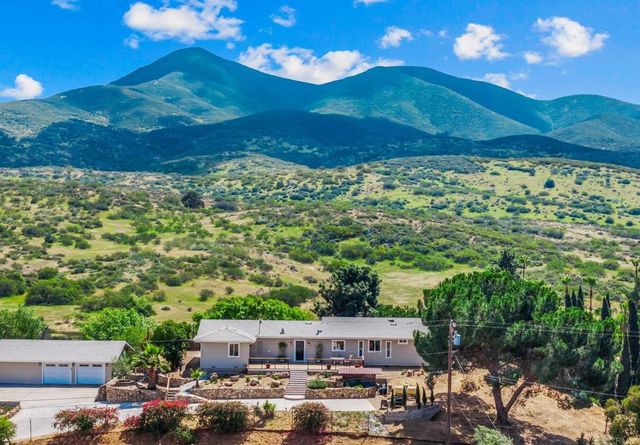 2816 Pioneer Way, Jamul, CA 91935