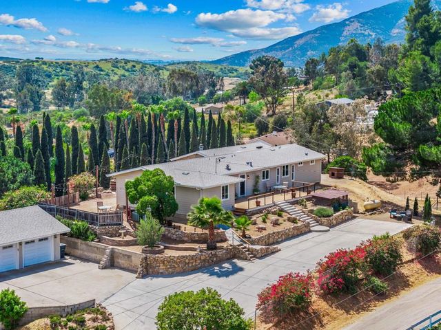 2816 Pioneer Way, Jamul, CA 91935