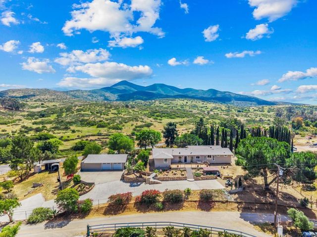 2816 Pioneer Way, Jamul, CA 91935