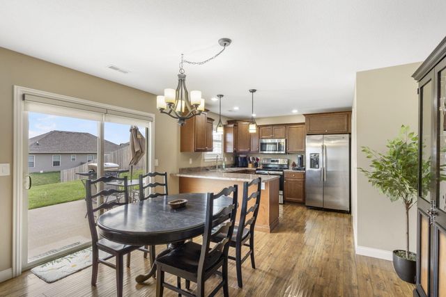 3600 MEANDERING CT, Columbia, MO 65202