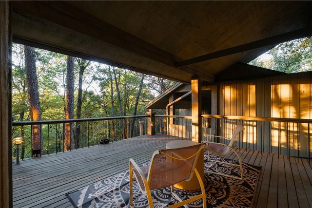 4 Briarwood Lane, Clarksville, AR 72830