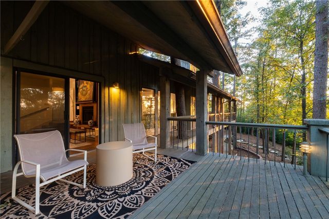 4 Briarwood Lane, Clarksville, AR 72830