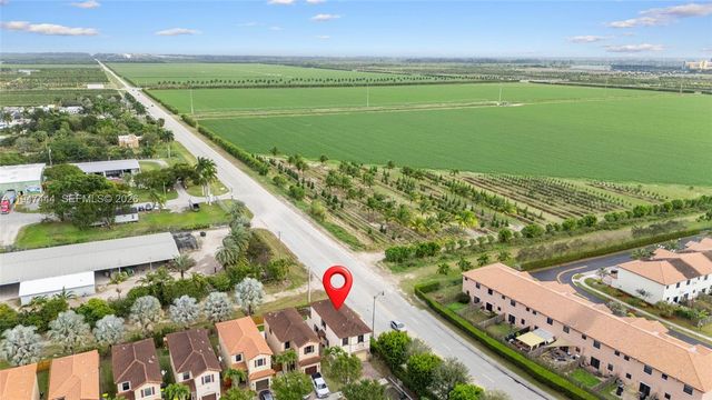 77 NE 37th Pl, Homestead, FL 33033