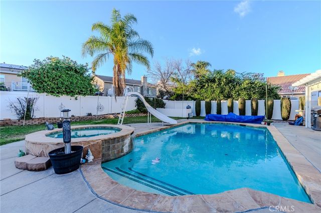 511 Madrid Street, Hemet, CA 92545