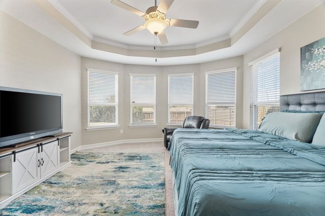 3412 Weyburn Drive, Mansfield, TX 76084