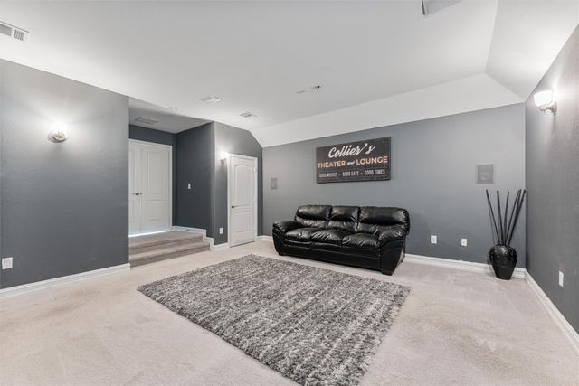 3412 Weyburn Drive, Mansfield, TX 76084