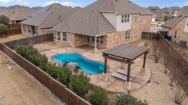 3412 Weyburn Drive, Mansfield, TX 76084