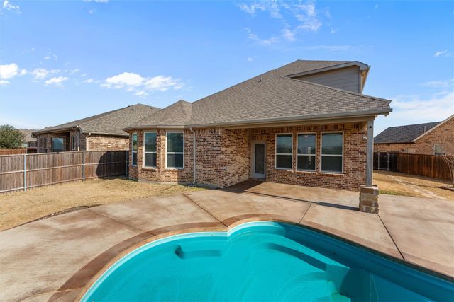 3412 Weyburn Drive, Mansfield, TX 76084