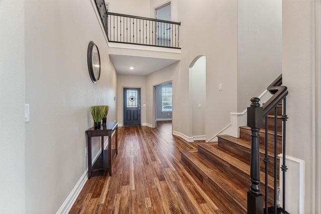 3412 Weyburn Drive, Mansfield, TX 76084